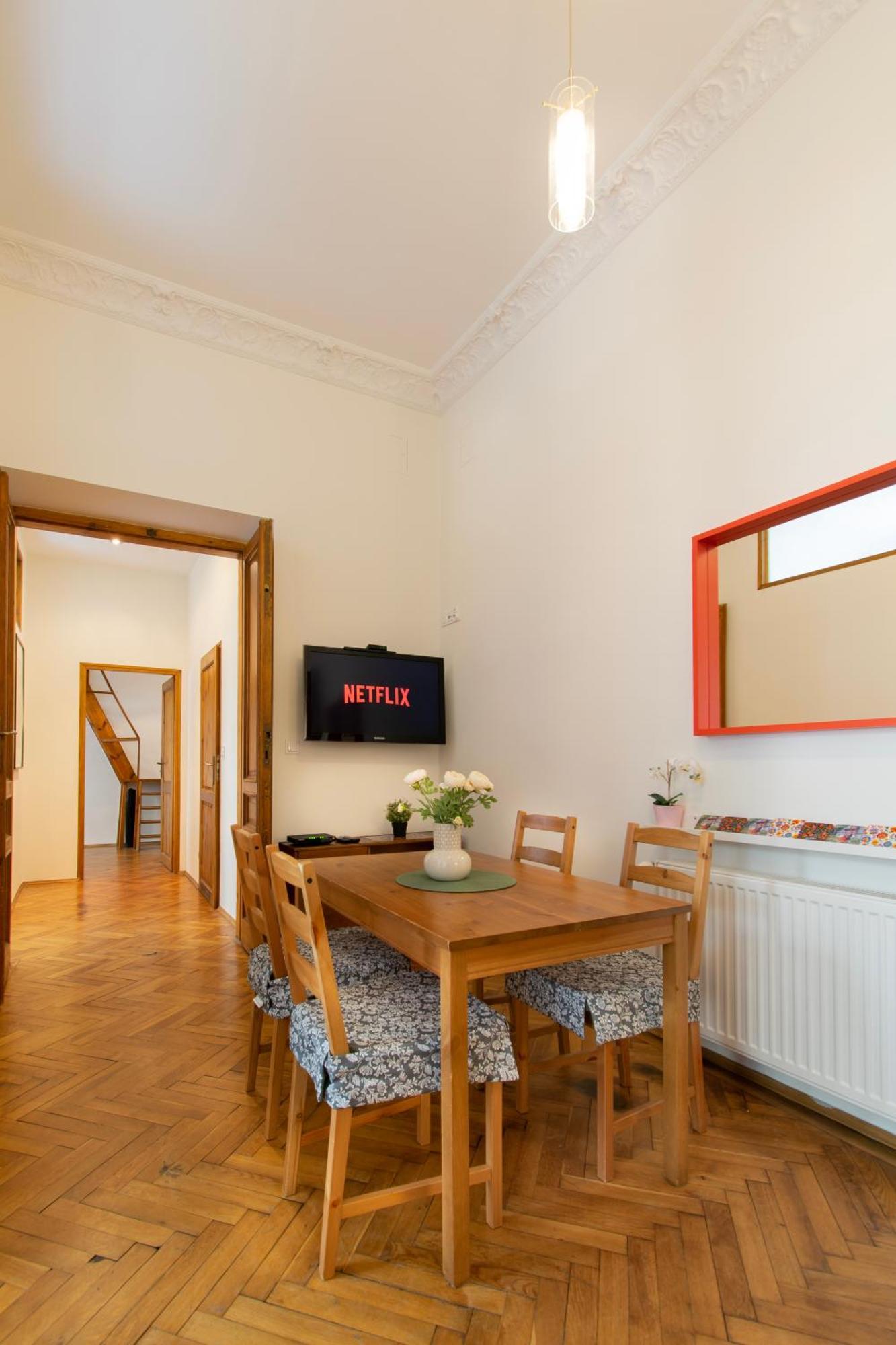 Ground Floor Family Apartment Krasków Exterior foto